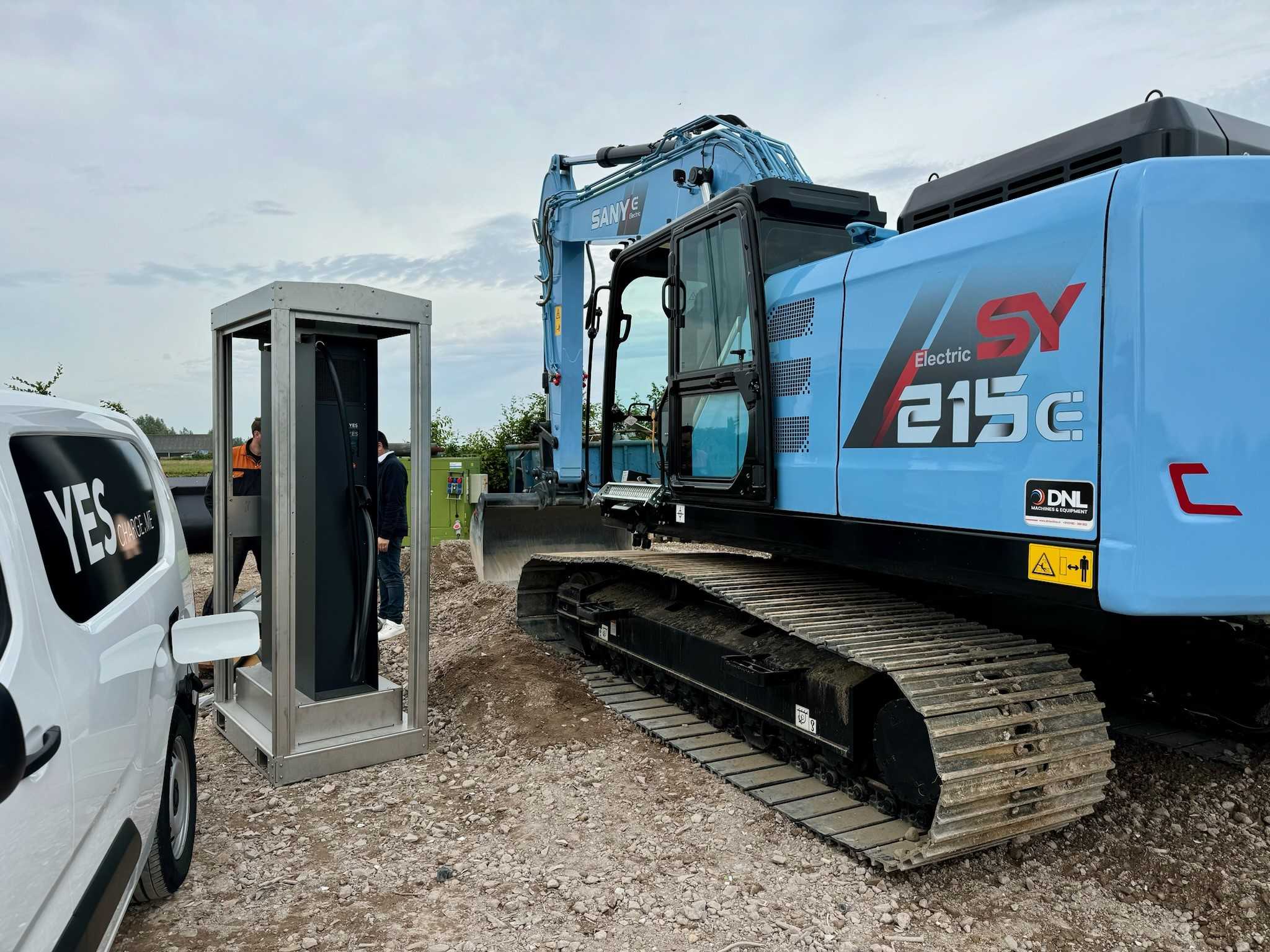 sany-electic-charging-dc-snelladen-215e